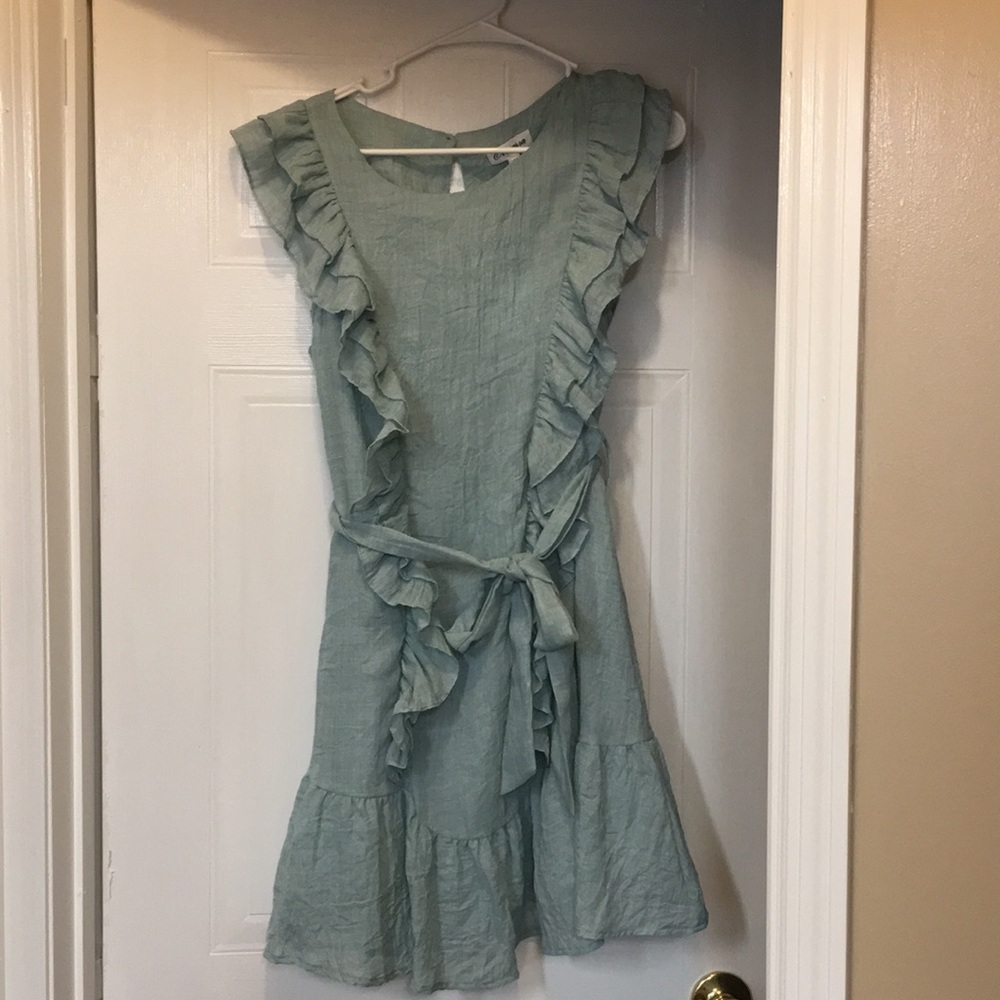 Women’s knee length dress